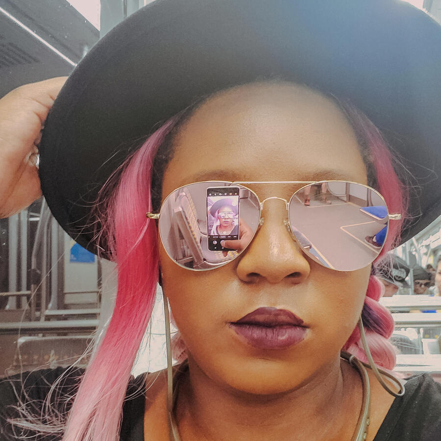 Self portrait of Imani J Dean